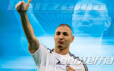 浩瀚电竞讨论-库巴西最终选择足球道路